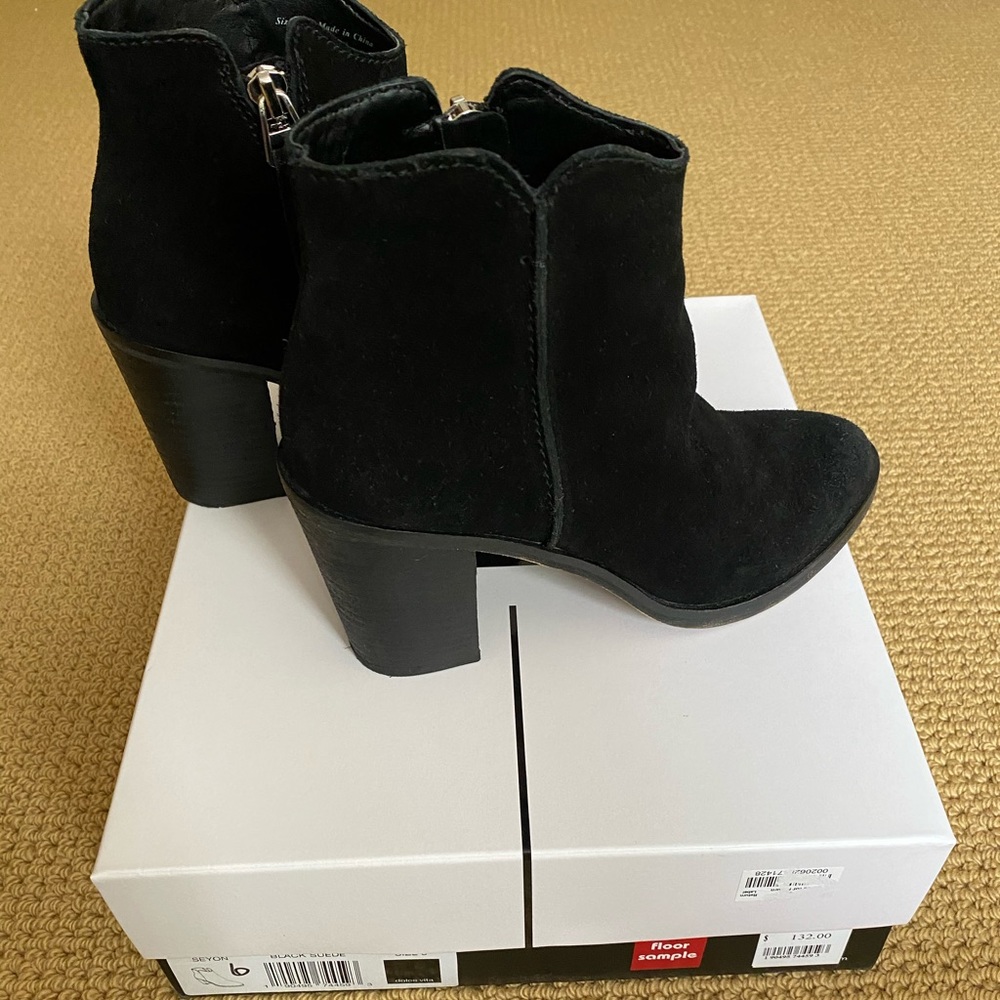 Dolce Vita Seyon Black Suede Bootie